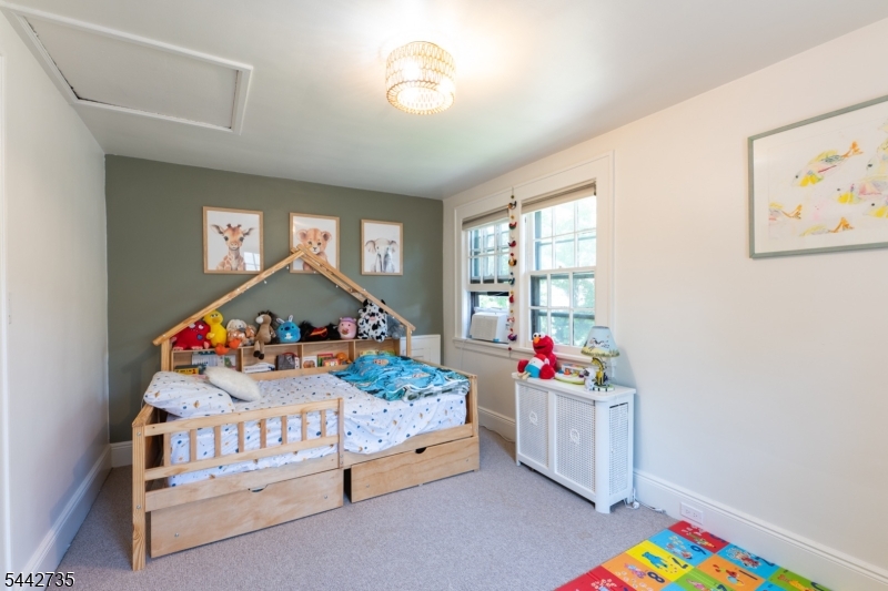 529 Wyndham Road Teaneck, NJ 07666 - Photo 25 of 30