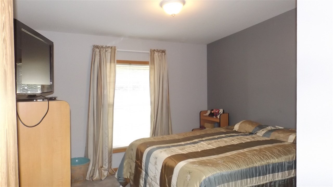 102 Terrace Road Franklin, NH 03235 - Photo 20 of 38