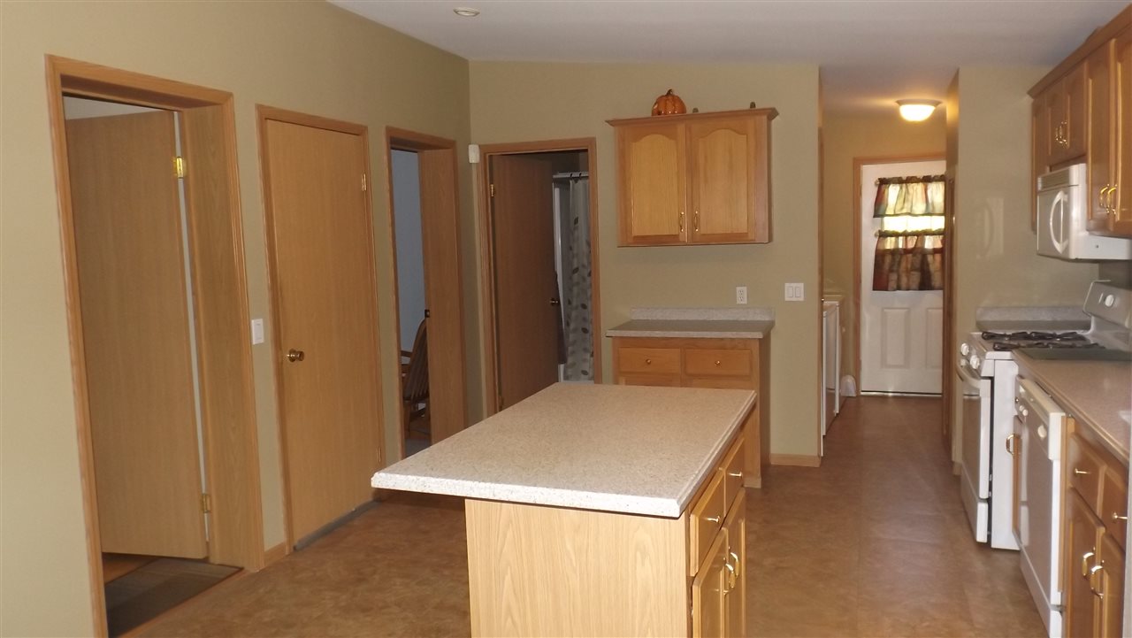 102 Terrace Road Franklin, NH 03235 - Photo 5 of 38