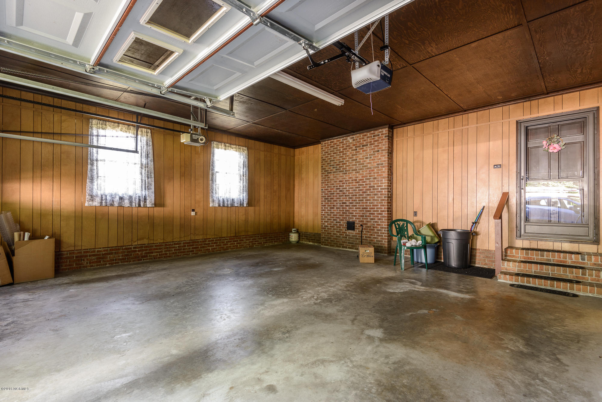 3324 Doc Loftin Road Ayden, NC 28513 - Photo 32 of 36 Garage