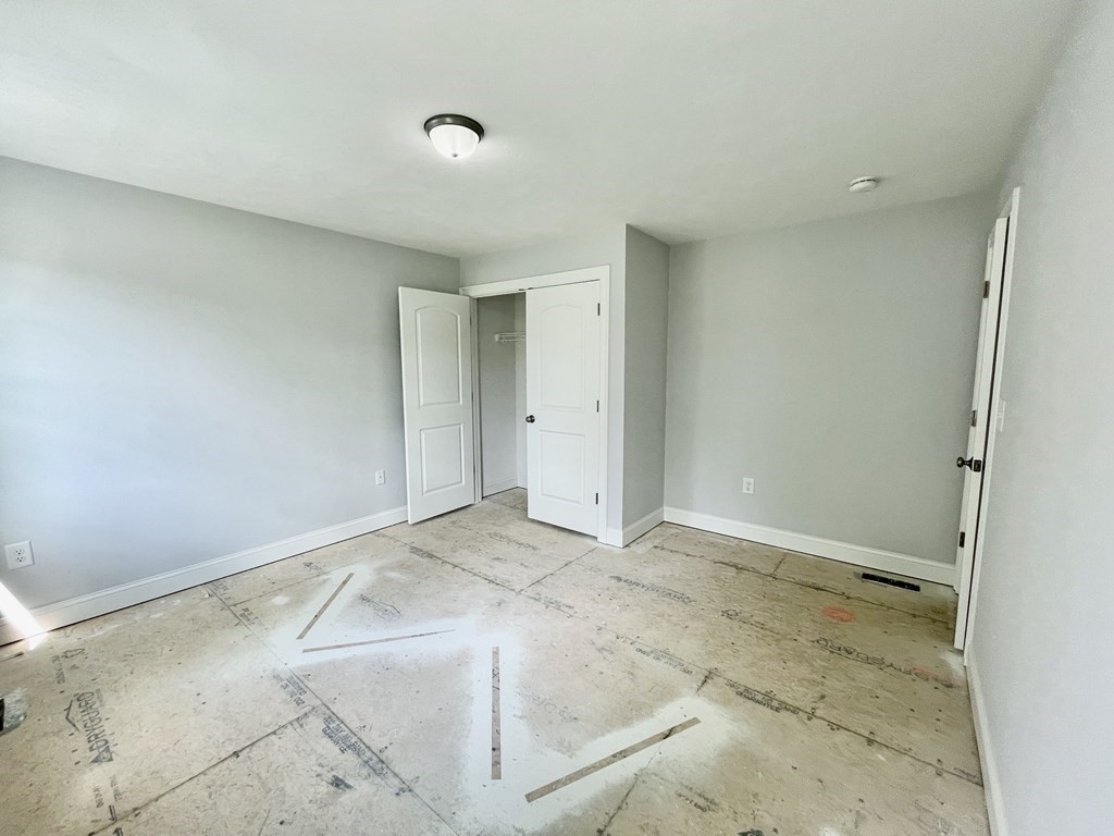 2 Glen Road Wilmington, MA 01887 - Photo 19 of 26 Gallery Image 19