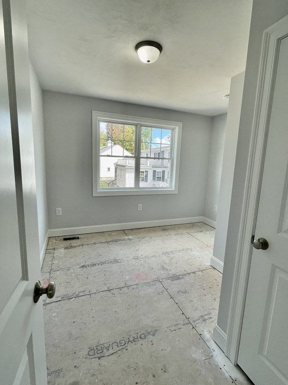 2 Glen Road Wilmington, MA 01887 - Photo 21 of 26 Gallery Image 21