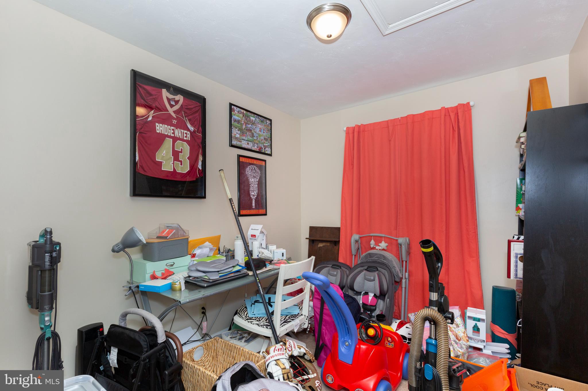 3229 Grandview Road Hanover, PA 17331 - Photo 15 of 52 Gallery Image 15