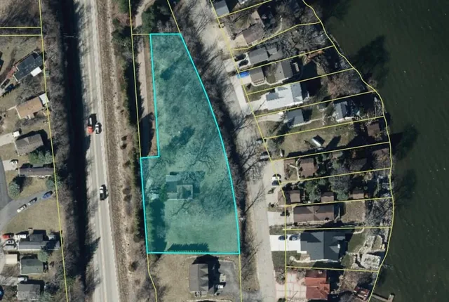 $800,000 | 2023 Barber Drive, Stoughton, WI 53589