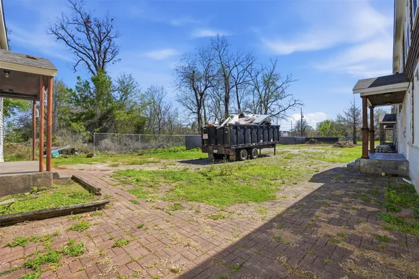 $1,200,000 | 2307 Tuam Street, Houston, TX 77004