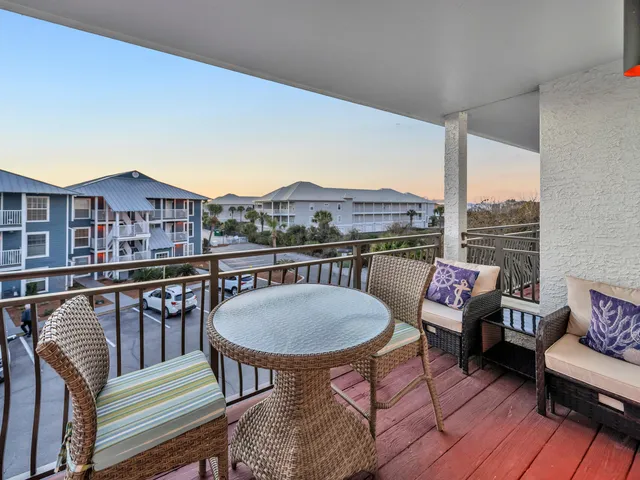 a car parked in front of a building