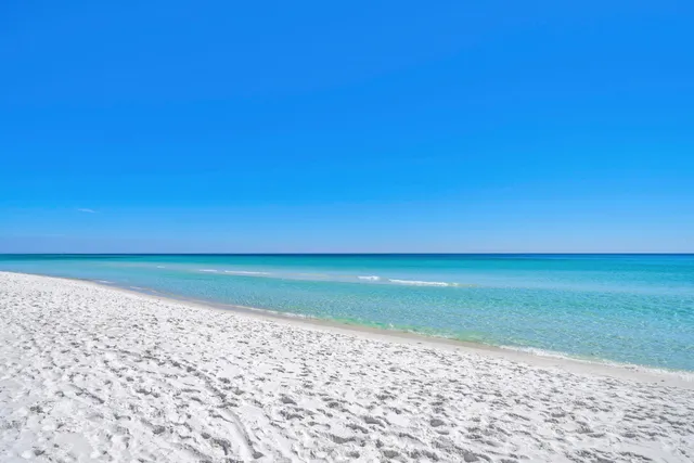 $590,000 | 11 Driftwood Road, Unit 22, Destin, FL 32550