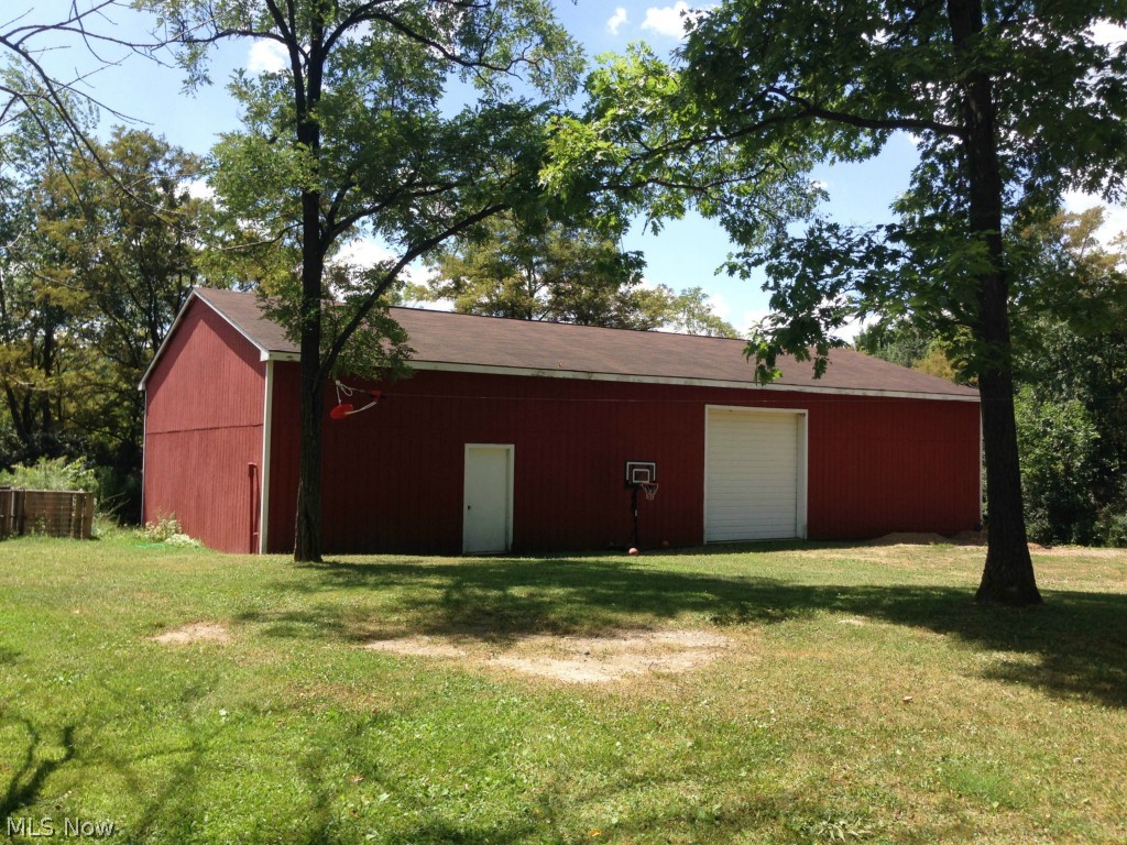 11411 Springfield Road North Lima, OH 44452 - Photo 3 of 25