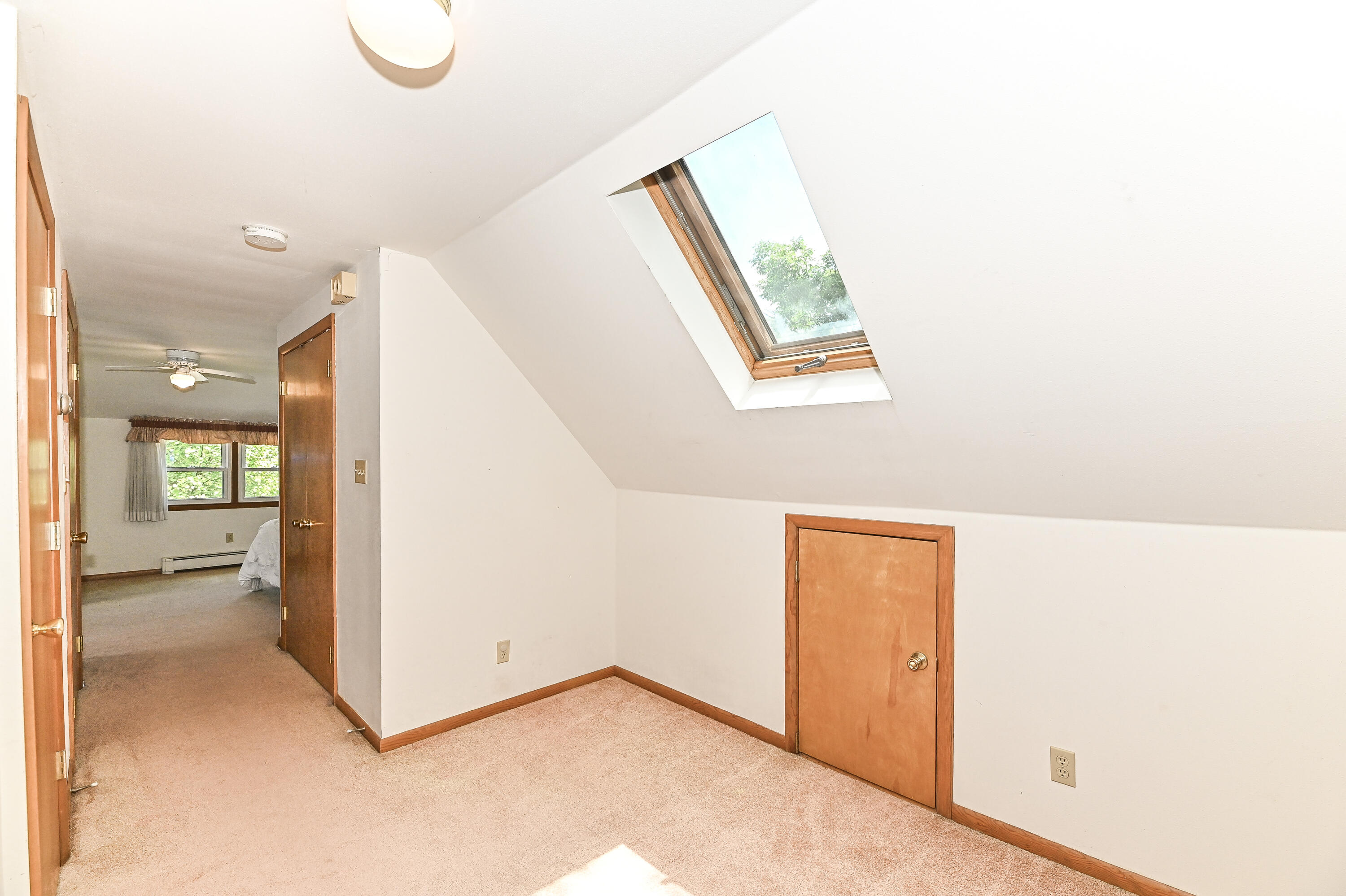 3445 South 96th Street Milwaukee, WI 53227 - Photo 25 of 52 Upper Level