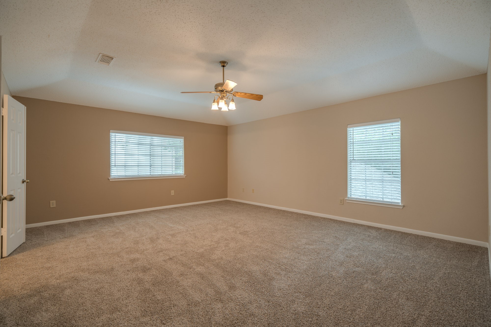 11 Robin Run Drive Spring, TX 77381 - Photo 12 of 25 a view of an empty room with a window