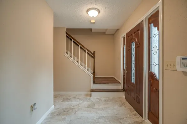 $2,550 | 11 Robin Run Drive, The Woodlands, TX 77381