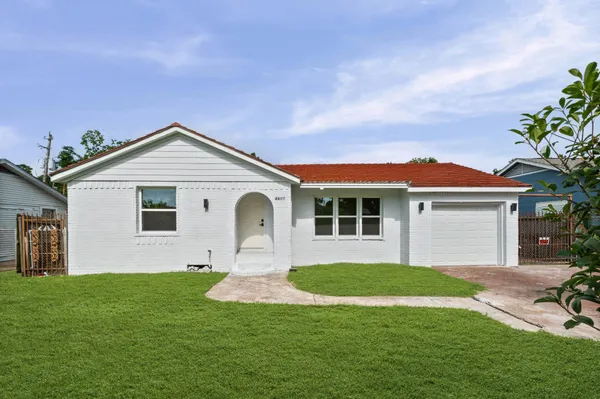 $1,700 | 4607 Englewood Street, Houston, TX 77026
