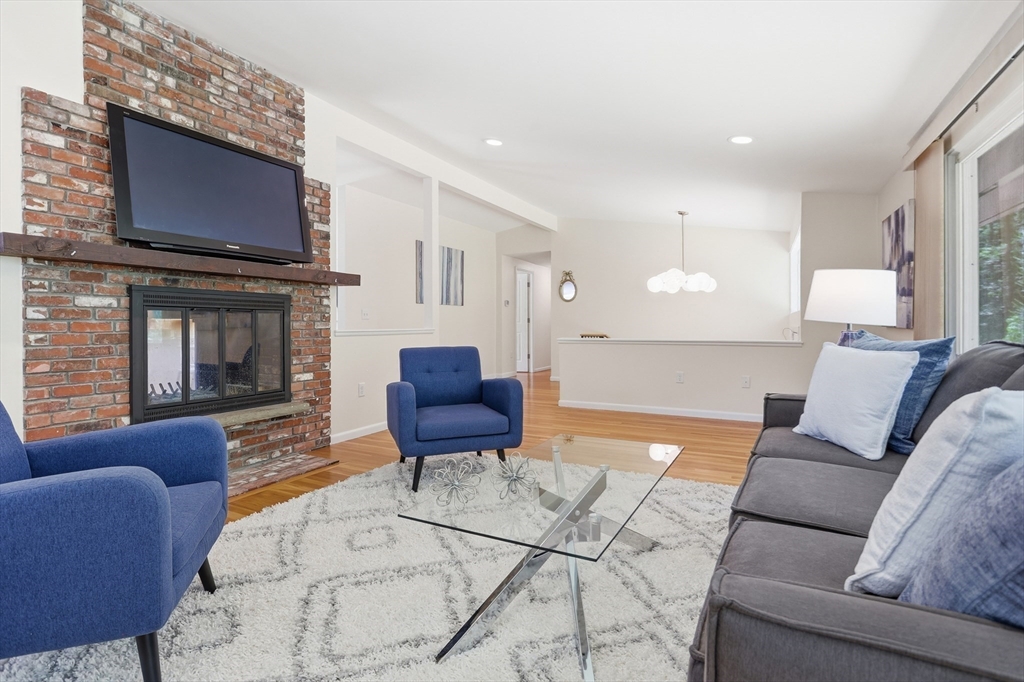 430 Heald Road Carlisle, MA 01741 - Photo 5 of 42