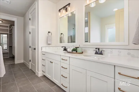$769,500 | 2173 North Burnam Place, Star, ID 83669