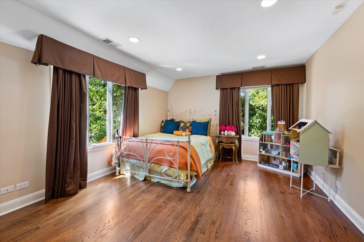 1144 Green Bay Road Highland Park, IL 60035 - Photo 20 of 42