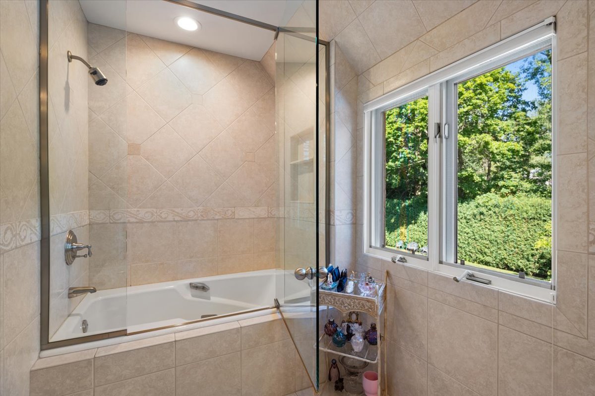 1144 Green Bay Road Highland Park, IL 60035 - Photo 22 of 42