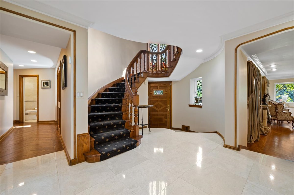 1144 Green Bay Road Highland Park, IL 60035 - Photo 3 of 42