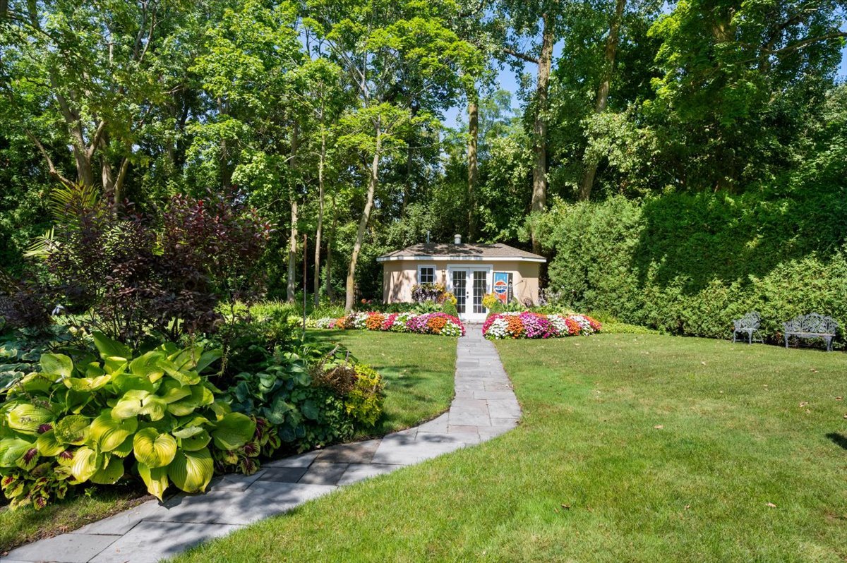 1144 Green Bay Road Highland Park, IL 60035 - Photo 34 of 42