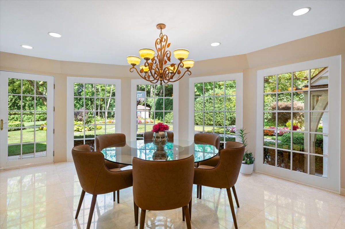 1144 Green Bay Road Highland Park, IL 60035 - Photo 9 of 42