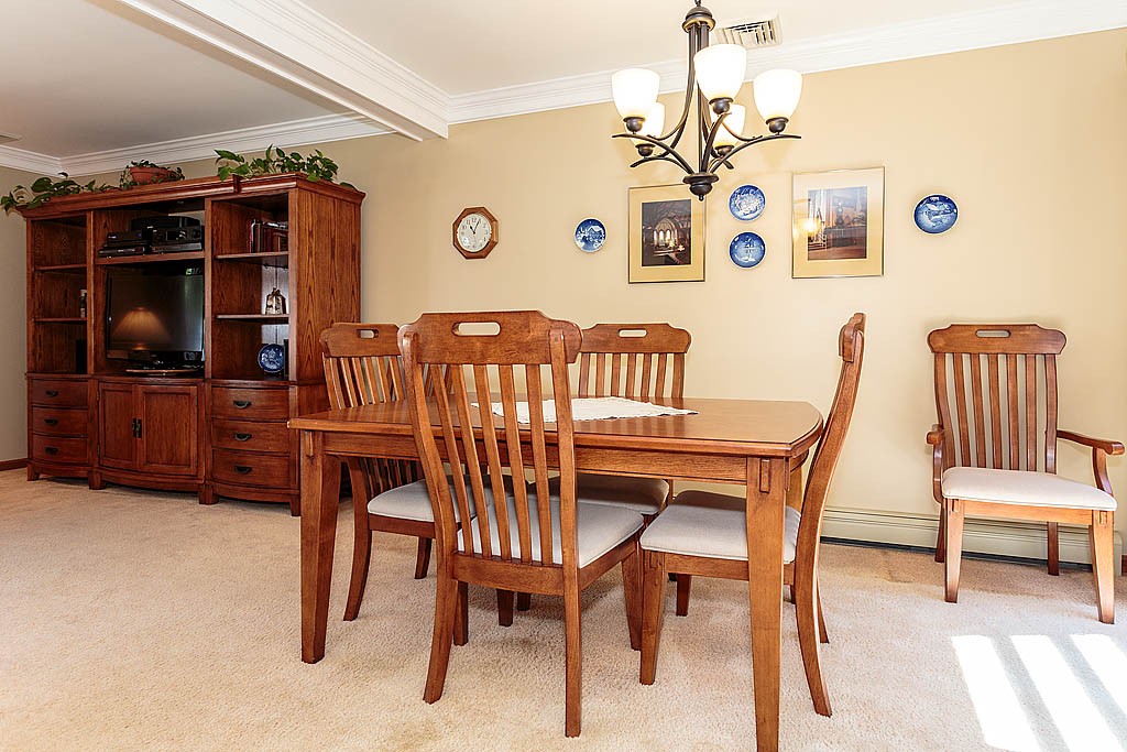 44 Middlesex Road Tyngsborough, MA 01879 - Photo 5 of 23