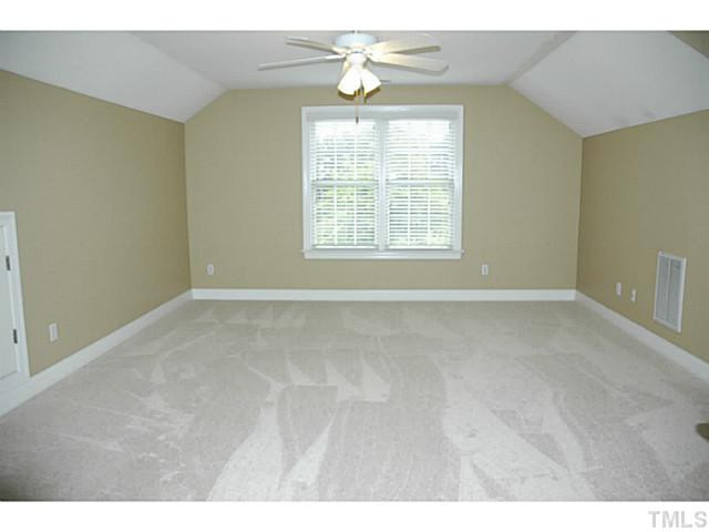 2305 St Paul's Square Raleigh, NC 27614 - Photo 20 of 25 3rd floor bonus room, closet and full bath as well. Could be an extra bedroom. Bonus Room