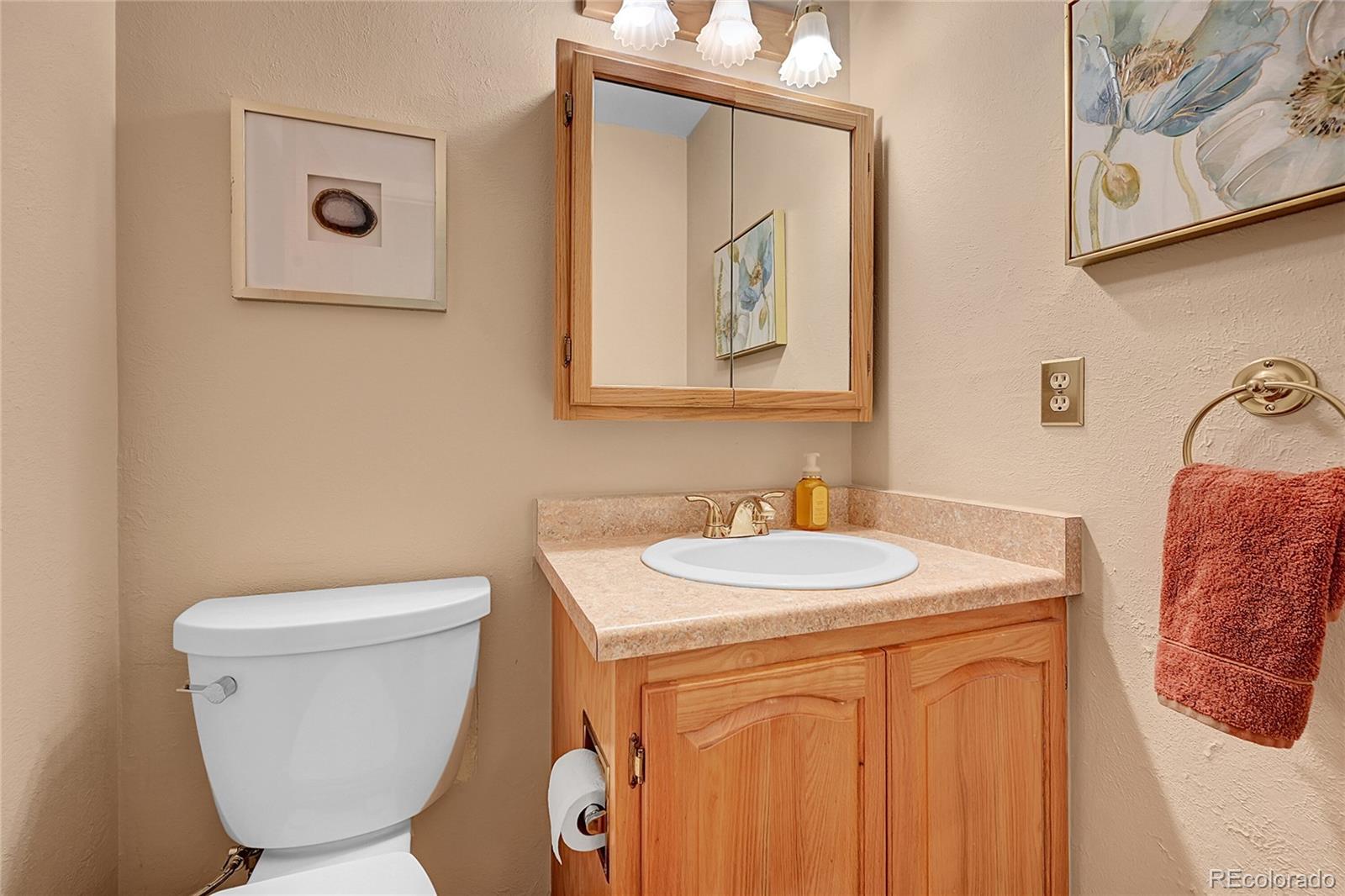 2781 South Reed Street Denver, CO 80227 - Photo 11 of 42 Gallery Image 11