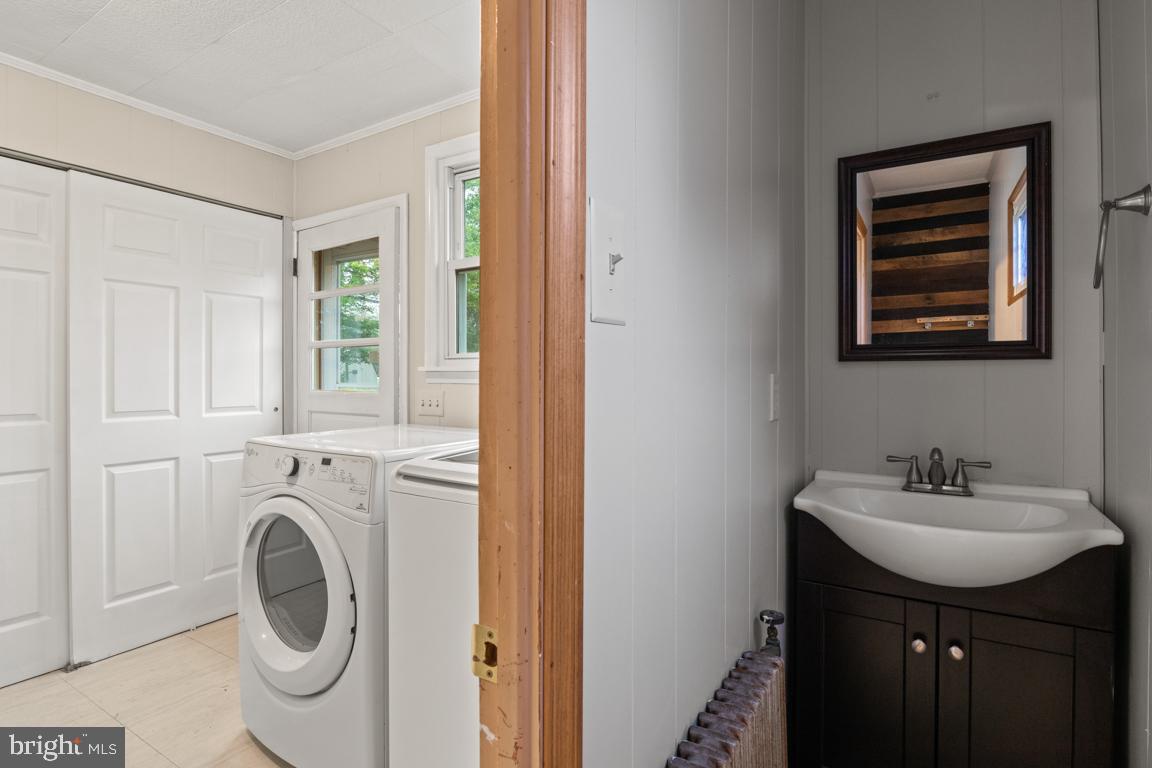 358 Nutt Road Phoenixville, PA 19460 - Photo 11 of 30 Half bath off Laundry room
