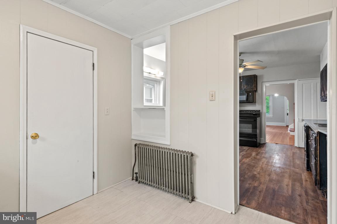 358 Nutt Road Phoenixville, PA 19460 - Photo 12 of 30 Large laundry area