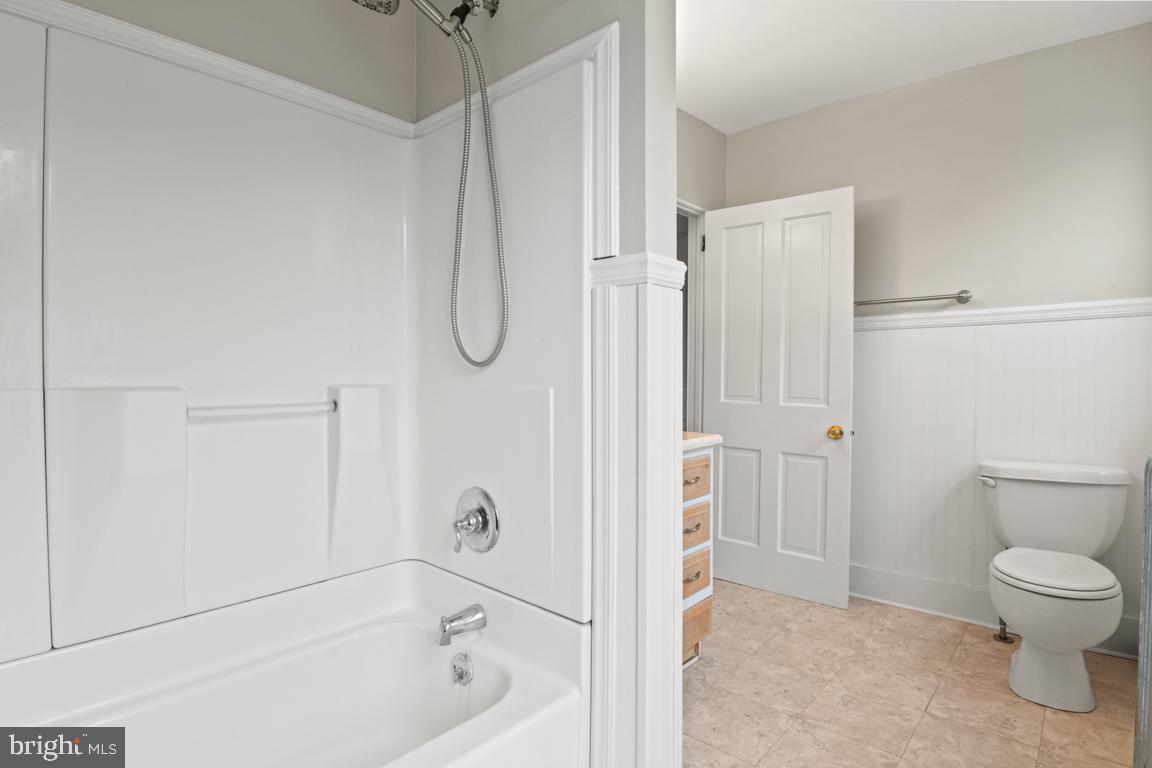358 Nutt Road Phoenixville, PA 19460 - Photo 19 of 30 Full bath