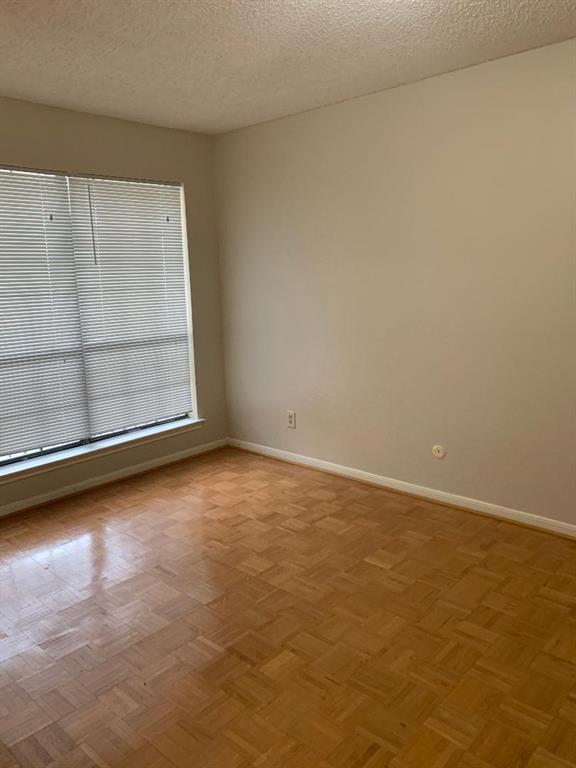 8545 Midpark Road, Unit 48 Dallas, TX 75240 - Photo 18 of 20 Gallery Image 18