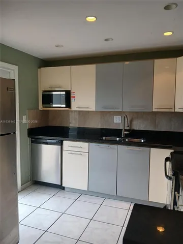 $133,000 | 5950 Del Lago Circle, Unit 112, Sunrise, FL 33313