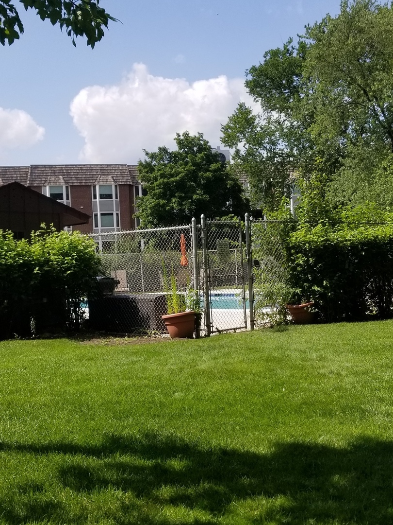 426 South Dee Road Park Ridge, IL 60068 - Photo 5 of 5 Gallery Image 5