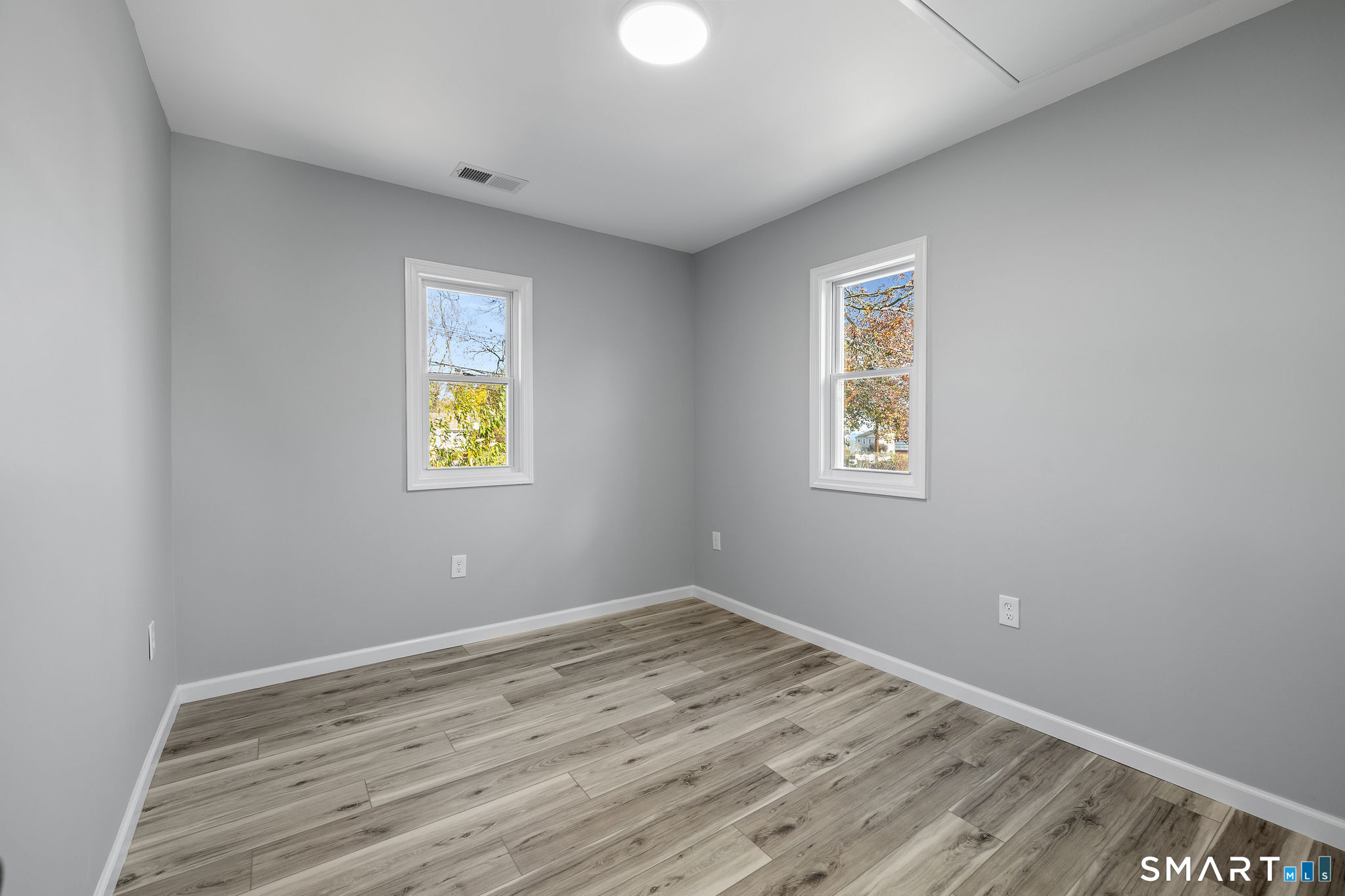 273 High Ridge Drive Bridgeport, CT 06606 - Photo 21 of 27