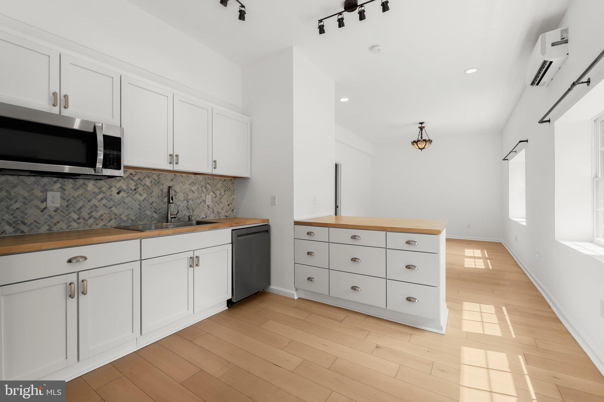 4224 Roop Road Mount Airy, MD 21771 - Photo 39 of 76 Main Level Kitchen