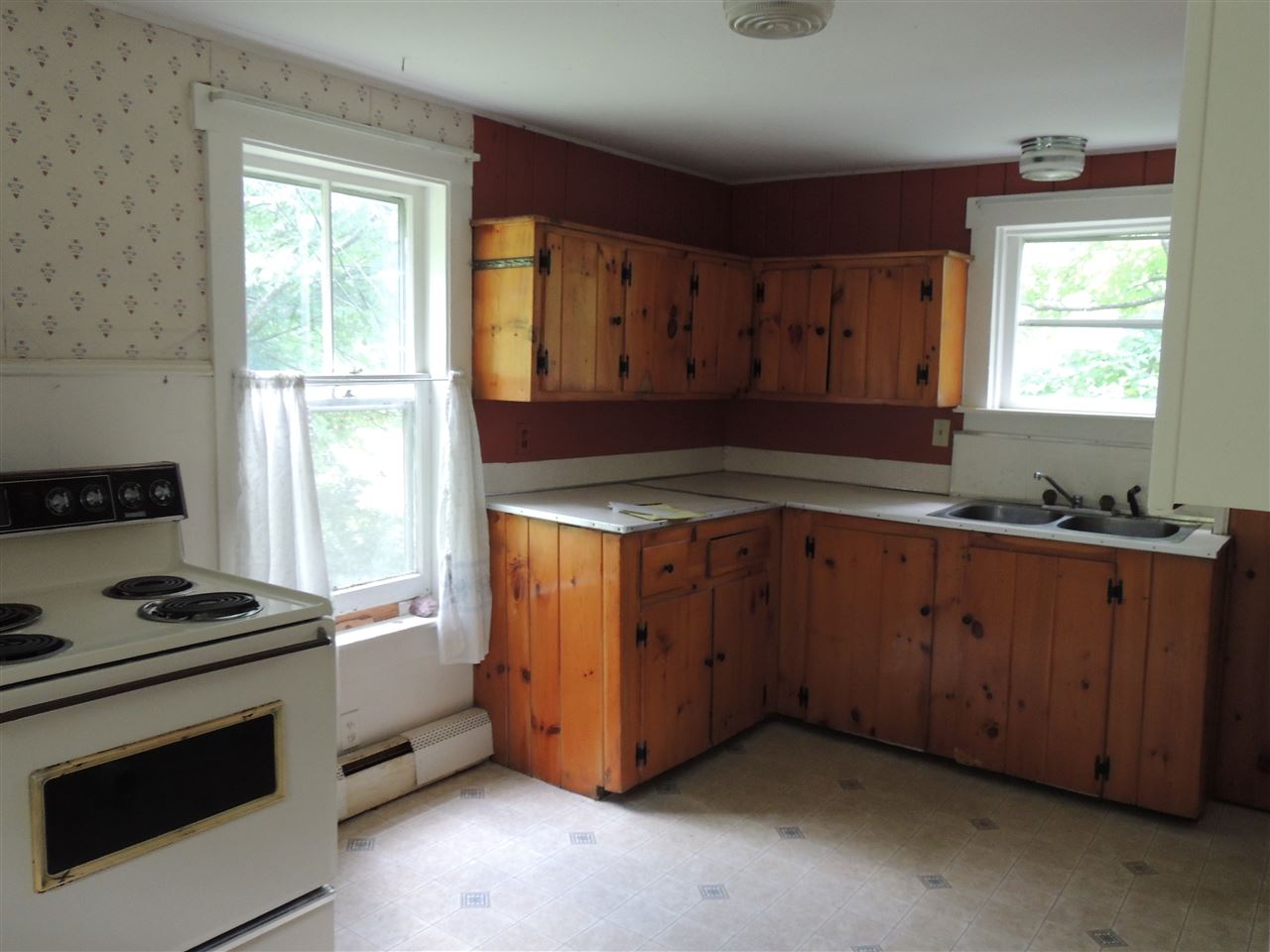 8 Rist Street Wilmington, VT 05363 - Photo 7 of 17 Gallery Image 7