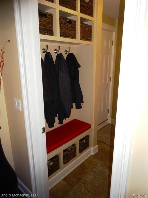 1190 Hayfield Road Rochester Hills, MI 48306 - Photo 21 of 31
