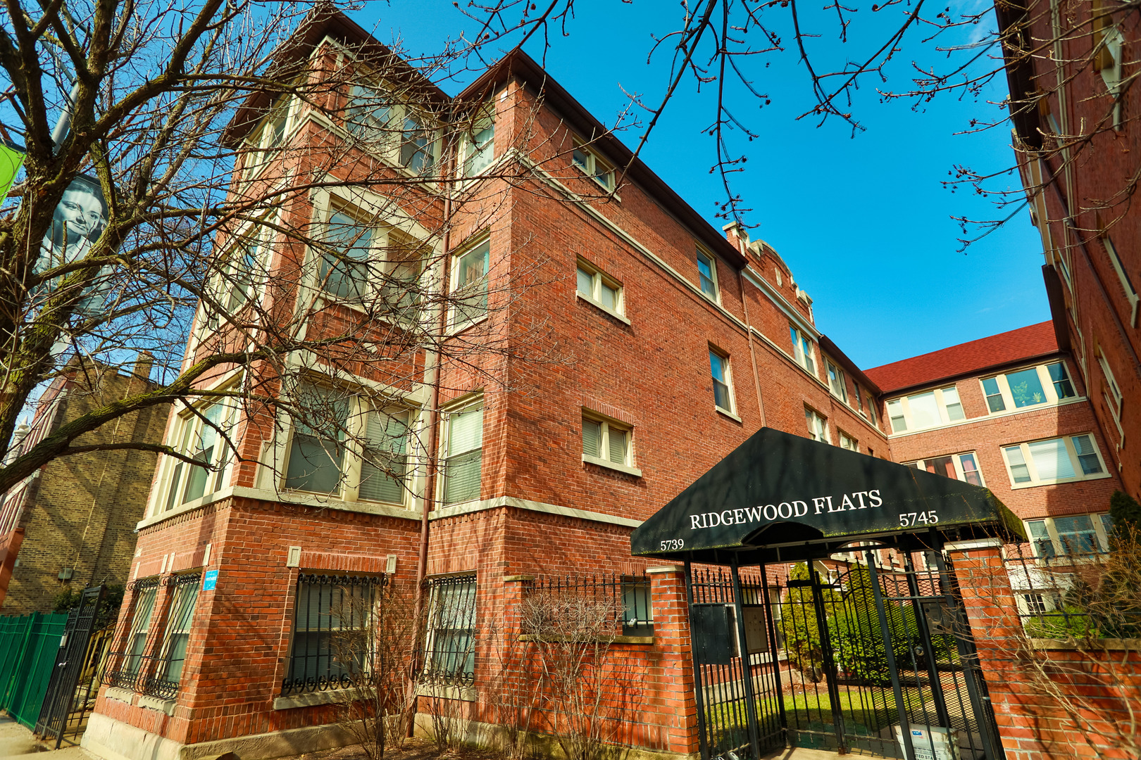 5745 North Ridge Avenue, Unit G Chicago, IL 60660 - Photo 2 of 16 a front view of a building