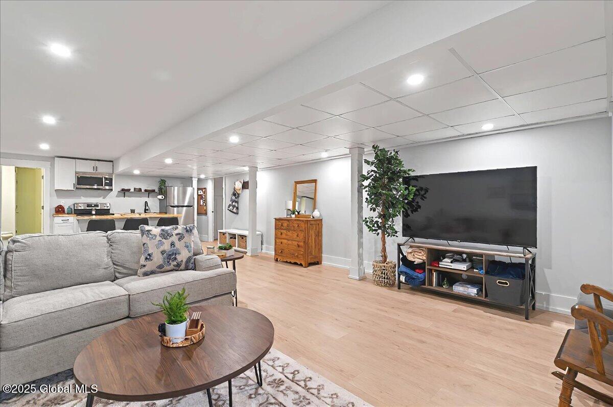 15 Highview Way Halfmoon, NY 12118 - Photo 44 of 64 3 Separate Heating Zones!