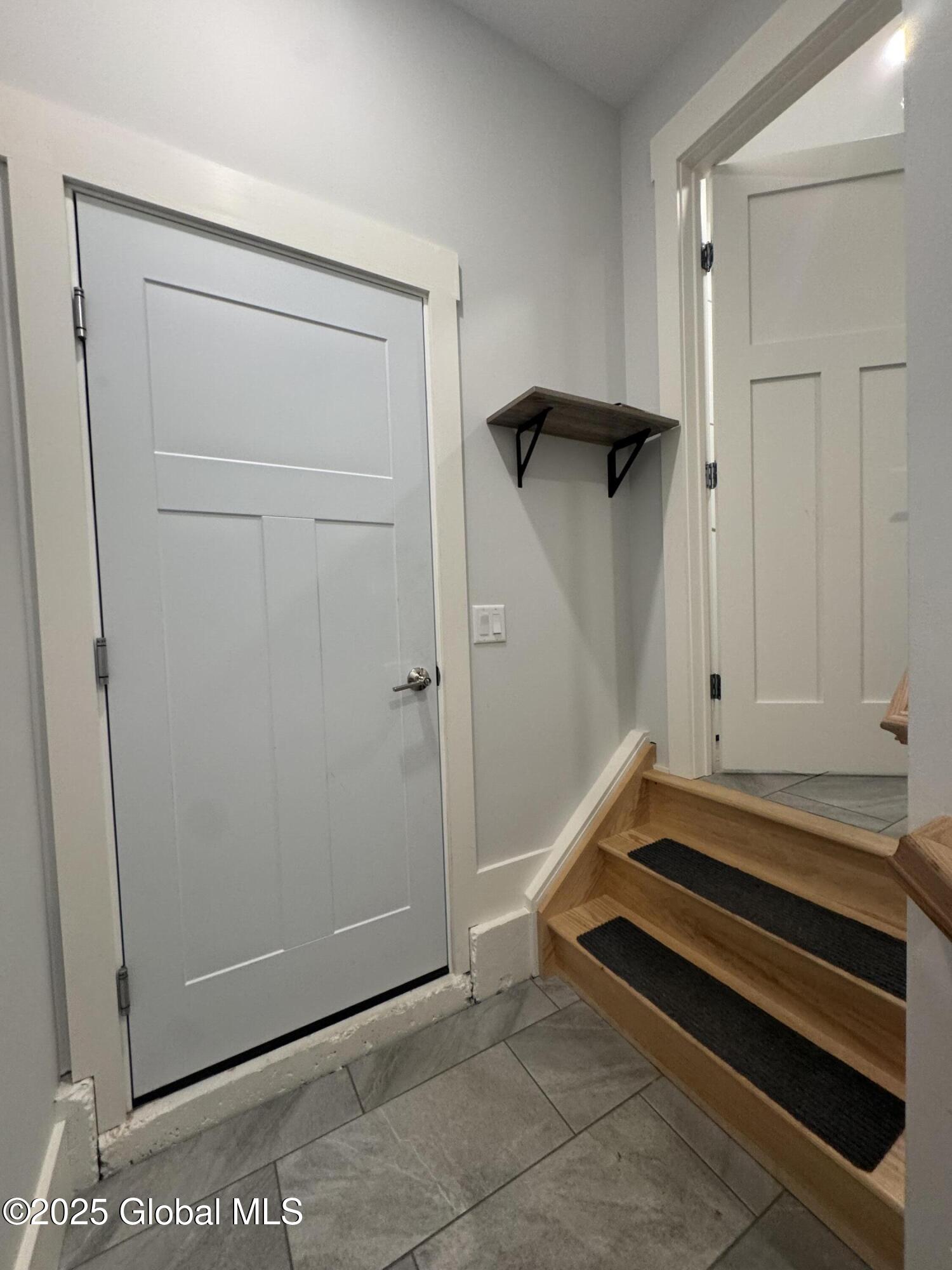 15 Highview Way Halfmoon, NY 12118 - Photo 61 of 64 Separate Entrance For in-law!