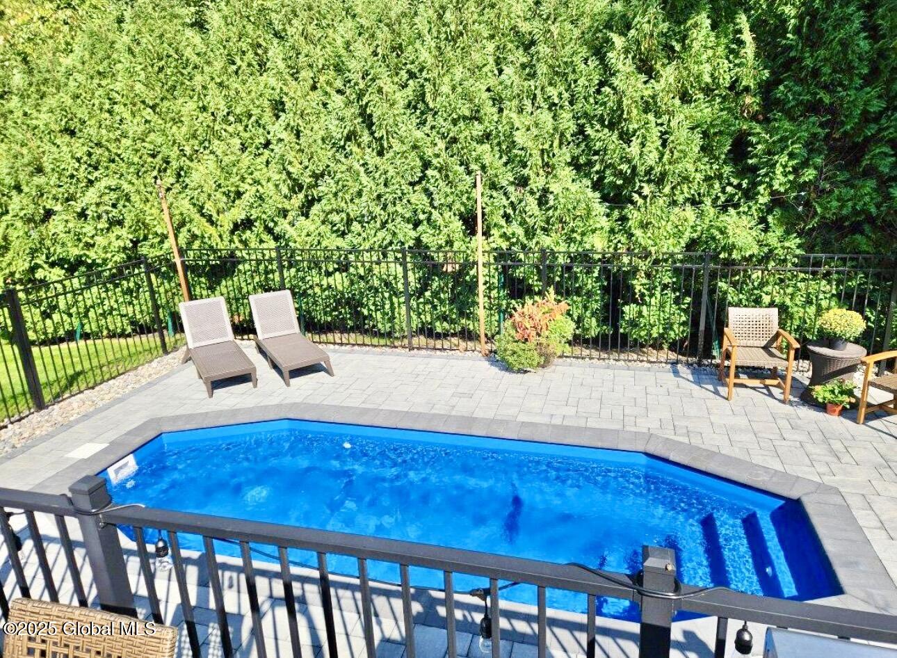 15 Highview Way Halfmoon, NY 12118 - Photo 8 of 64 Perfect Lounge Pool!