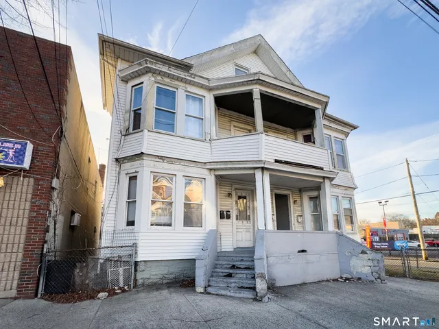 $1,450 | 1995 Main Street, Bridgeport, CT 06604