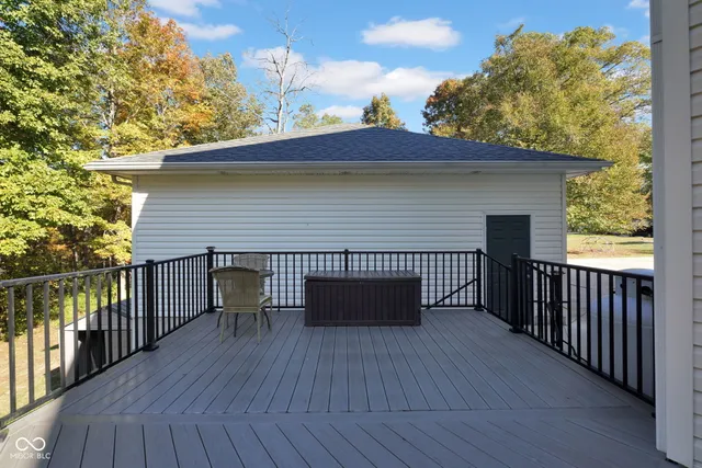 $750,000 | 295 Persimmon Drive, North Vernon, IN 47265