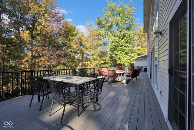 $750,000 | 295 Persimmon Drive, North Vernon, IN 47265