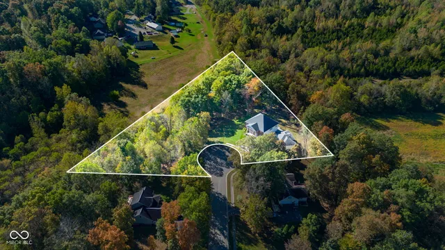 $750,000 | 295 Persimmon Drive, North Vernon, IN 47265