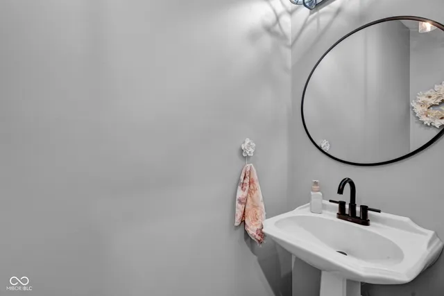 $750,000 | 295 Persimmon Drive, North Vernon, IN 47265