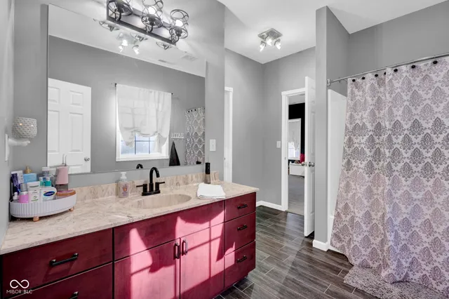 $750,000 | 295 Persimmon Drive, North Vernon, IN 47265