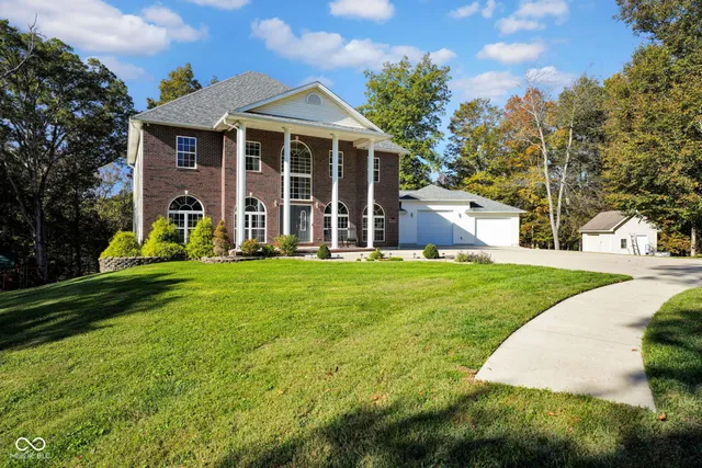 $750,000 | 295 Persimmon Drive, North Vernon, IN 47265