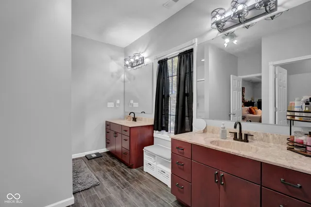 $750,000 | 295 Persimmon Drive, North Vernon, IN 47265