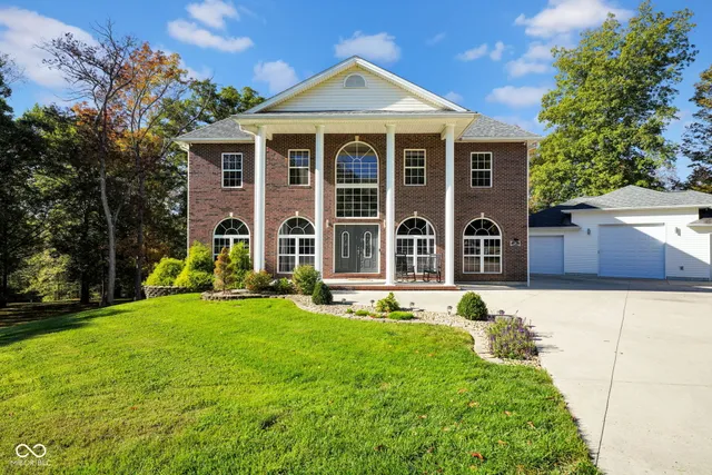 $750,000 | 295 Persimmon Drive, North Vernon, IN 47265