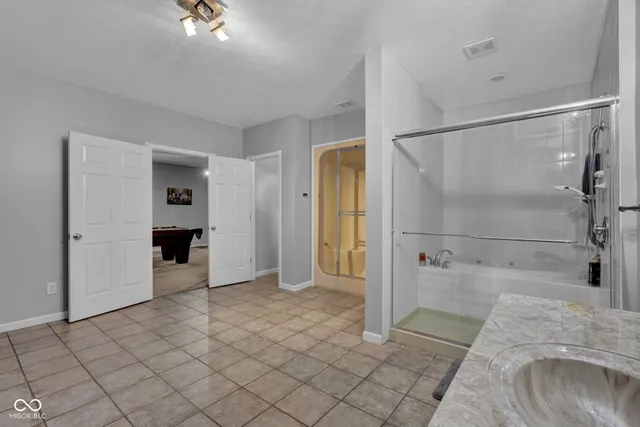 $750,000 | 295 Persimmon Drive, North Vernon, IN 47265